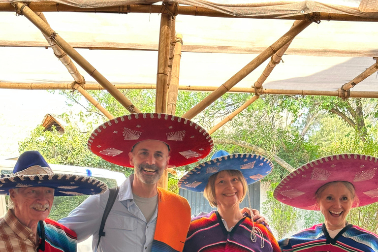 Excursion à Teotihuacan, Basilique et dégustation de Mezcal.