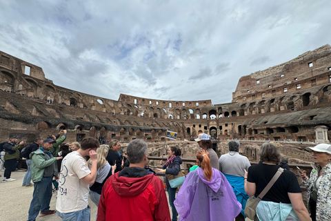 Rom: Colosseum Arena Colosseum Arena, Forum &amp; Palatinerberget Små grupperRom: Colosseum Arena Colosseum Arena, Forum Romanum, Palatinkullen Tur