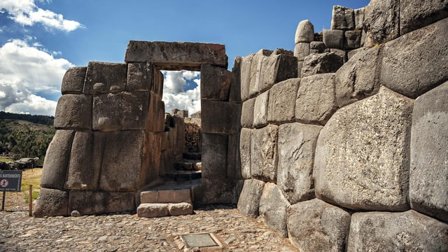 Tour of the most important points in the city of Cusco.