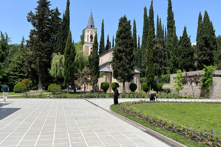 Authentic Kakheti Wine Tour: Tasting & Sighnaghi Wine Tunnel