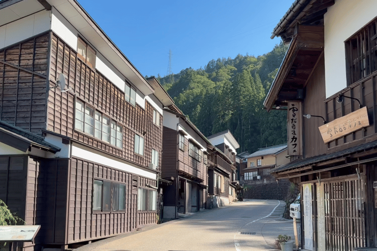 Kanazawa: Day Trip to Traditional Remote Mountain Village