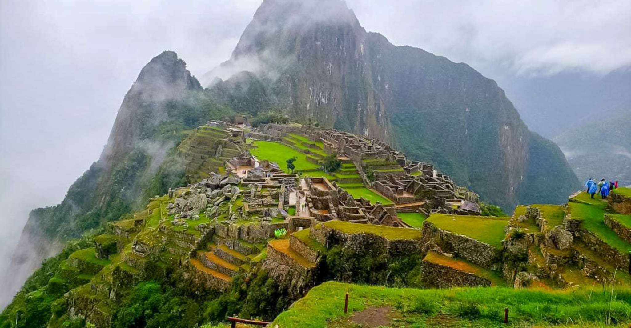 Aguas Calientes, Machu Picchu Official Ticket, Bus, & Guide - Hizvo