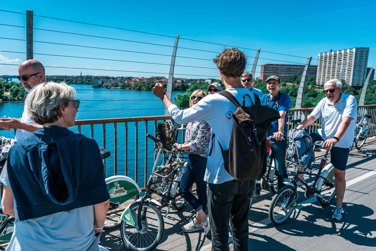 Estocolmo: tour guiado de 3 horas em bicicleta particularVisita em inglês, alemão, francês, italiano, espanhol ou sueco