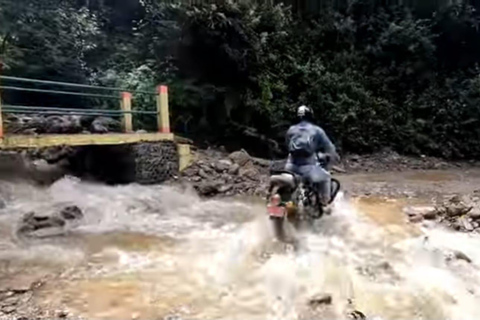 Kathmandu: Motorcycle Tour Chandragiri, Chitlang & Pharping
