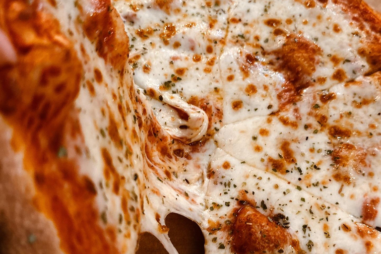 Tbilisi: Pizza and Khachapuri Cooking Class with Wine