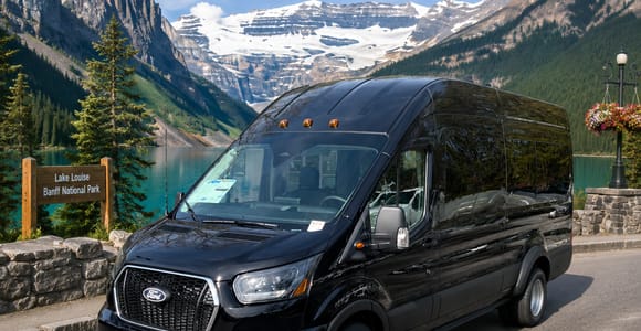 Banff: Private Tour in a Brand-New 2027 Luxury Vehicle