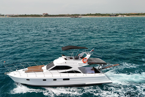 Belek: Luxury Private Yacht Trip with Duden Waterfall Option 5-Hour Luxury Duden Waterfall Yacht Experience