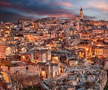 Matera: Guided City Center Tour with Cave Churches & Houses