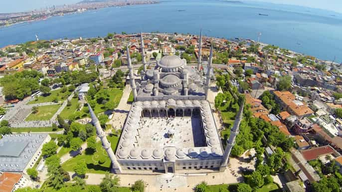 Istanbul: Blue Mosque and Hagia Sophia Tour with Tickets