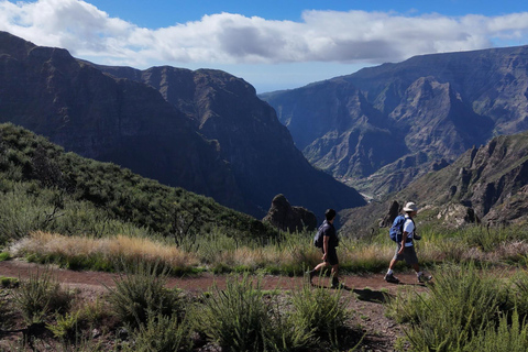 Madeira: Pico Grande Guided Hike with Mountain Views