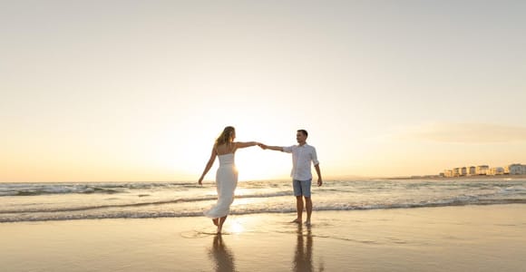 Gran Canaria: Private Playa del Inglés Holiday Photoshoot