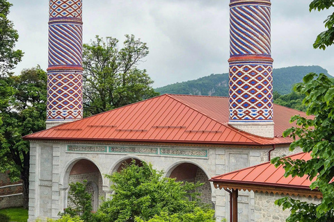 巴库出发：卡拉巴赫、汉肯迪与舒沙一日游