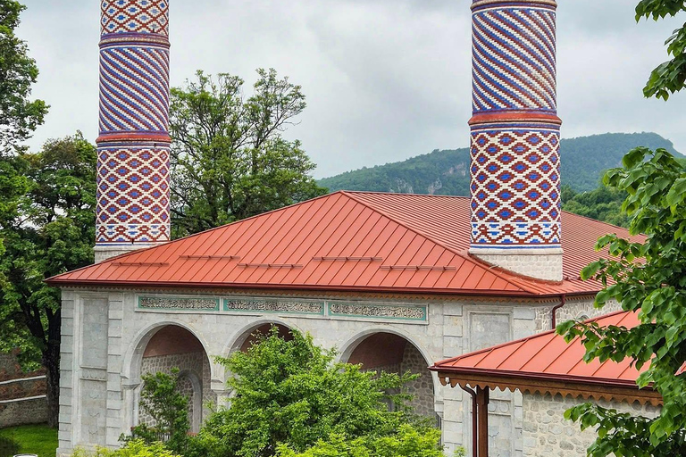 巴库出发：卡拉巴赫、汉肯迪与舒沙一日游