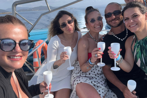 Ibiza: Formentera Boat and Bike Guide Tour +Sunset Party Gold Edition: Formentera Bike & Boat Adventure from Ibiza