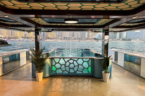 Abu Dhabi: Yas Marina Bay Megayacht Dinner Cruise & Buffet Yas Marina Megayacht Dinner Cruise with Buffet + soft drinks