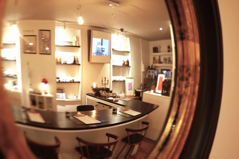 Create Your Perfume with a Professional Perfumer in Gangnam Join-in session - Create Your Perfume