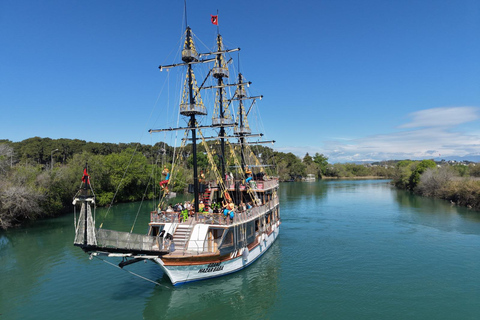 Side: Dolphin Island Boat Tour with Lunch & Unlimited Drinks Dolphın Island Boat Tour No Transfer
