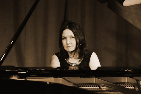 Krakow: Chopin & Friends Concert with Candlelight