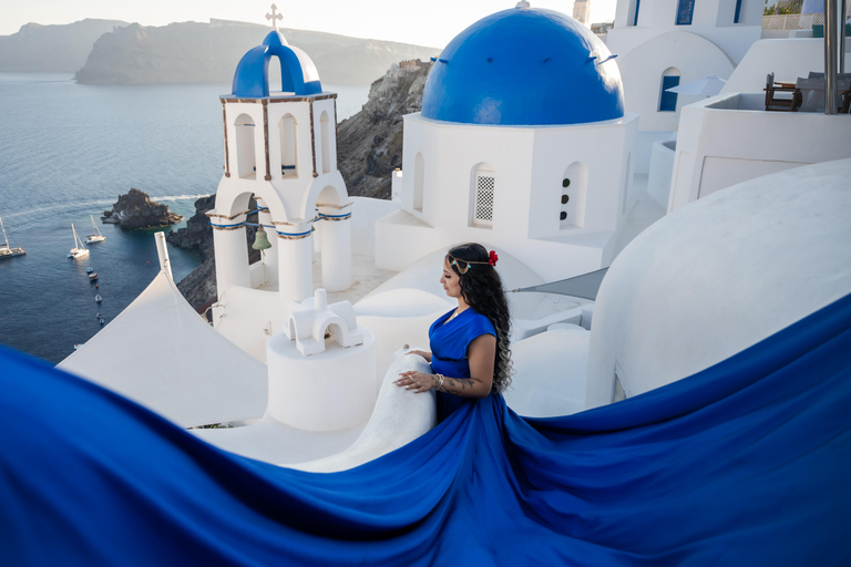 Oía: Santorini Professional Photoshoot with Edited Photos