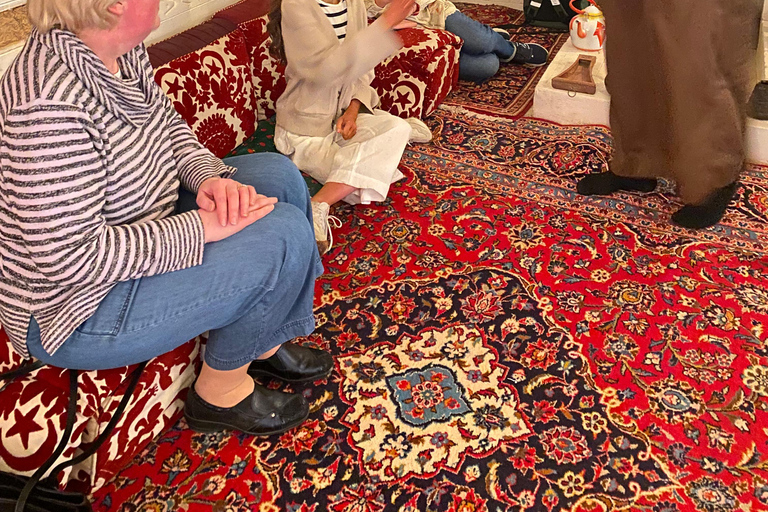 Riyadh: Enjoy Saudi Dinning Experience Flavors of the Desert