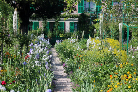 Paris VIP: Giverny Gardens Monet House Chauffeur Driven 5hrs