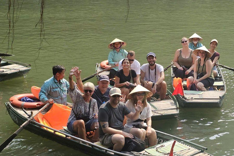 Depuis Hanoi : Ninh Binh - Trang An - Grottes de Mua - Déjeuner et busAu départ de Hanoi : Découvrez la beauté de Ninh Binh - Excursion d&#039;une journée