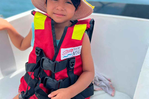 Lima: Wyspy Palomino na jachcie z pływaniem z morskimi lwamiLima: Jachtem na Wyspy Palomino i pływanie z morsami