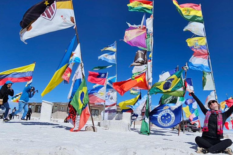 Uyuni: Full-Day Salt Flats Tour with Sunset Wine