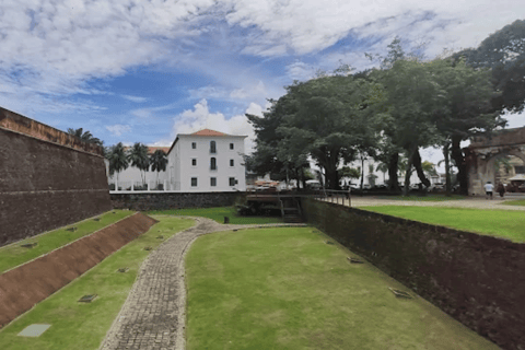 Tour cultural a pé por Belém - com segurança privada