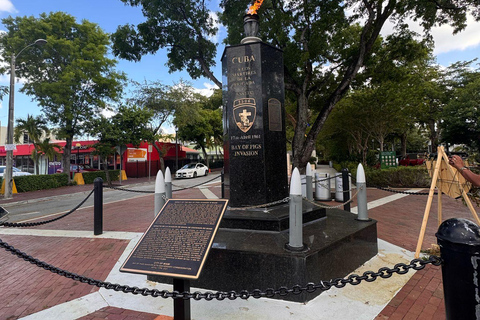 Miami: spacer śladami dziedzictwa i kuchni Little HavanaMiami: Spacer śladami dziedzictwa i kuchni Małej Hawany