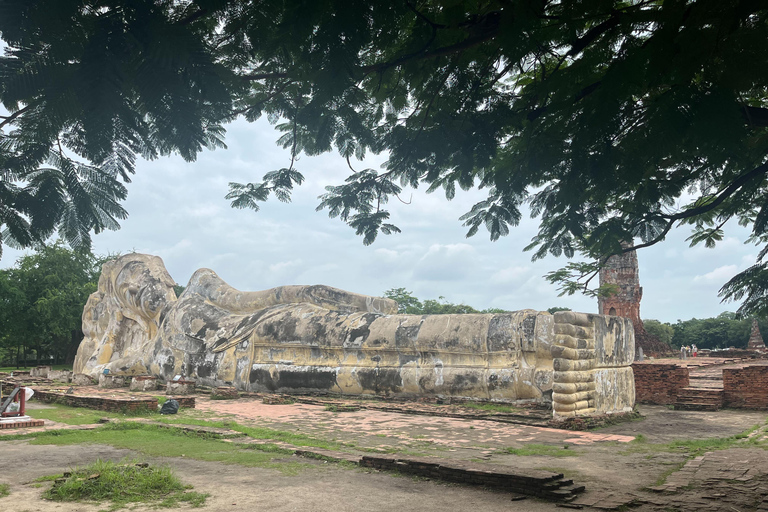 Bangkok: Explore Ancient Ayutthaya Historical Park Day Tour
