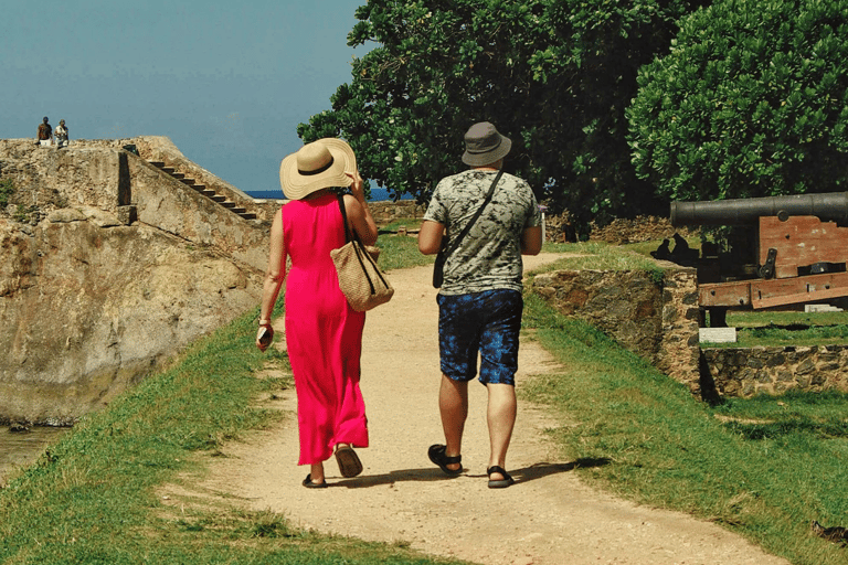 Galle Private City Tour with Fort, Beaches & Turtle Hatchery