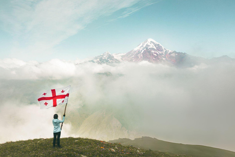 Tbilisi: Day Trip to Kazbegi, Gudauri, Gergeti, and Ananuri