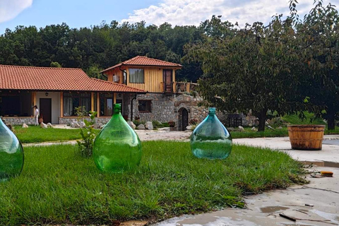 奥赫里德：巴拉克利亚蒸馏厂传统拉基亚品鉴奥赫里德：巴拉克利亚传统拉基亚酒厂品鉴