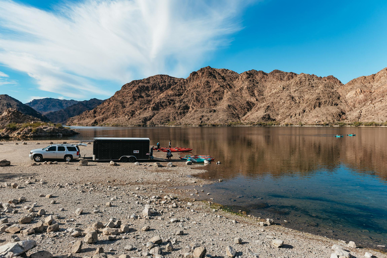 Desde Las Vegas: recorrido en kayak de medio día por la cueva esmeralda