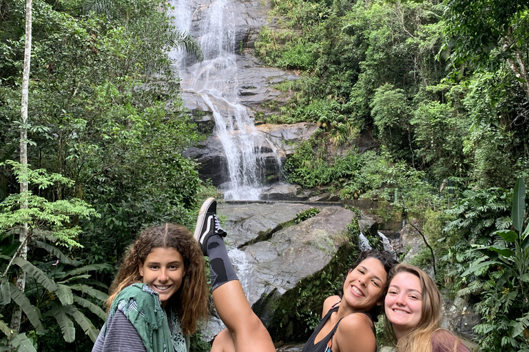 Tour delle cascate e delle grotte del Parco Nazionale di Tijuca