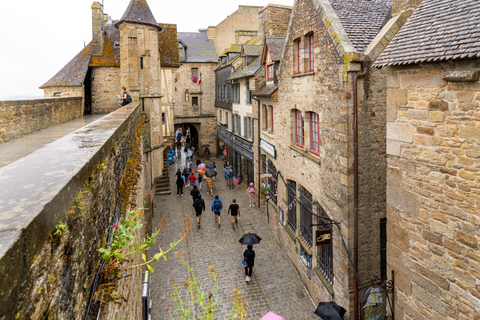 De Paris: Viagem de 1 dia ao Mont Saint Michel com um guiaDe Paris: excursão de um dia ao Mont Saint Michel com um guia