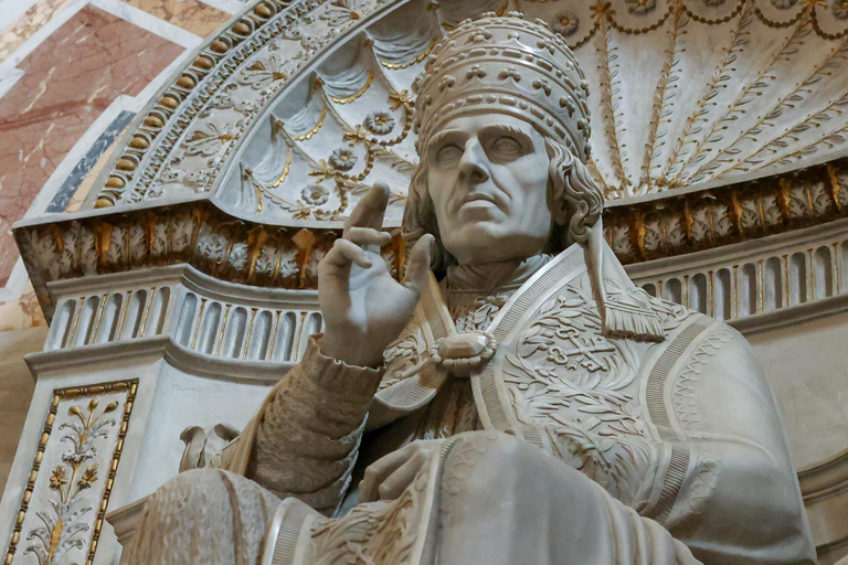 Rome: St. Peter’s Basilica & Underground Tombs Tour Group Tour in French