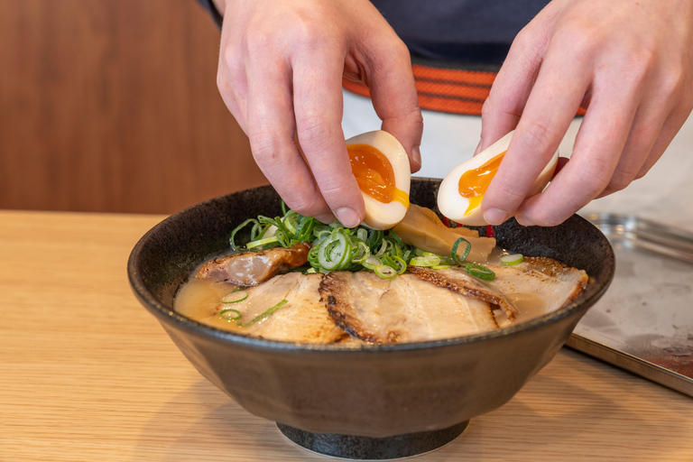 Kyoto: Pittura di ciotole di ramen e lezione di cucina Michelin