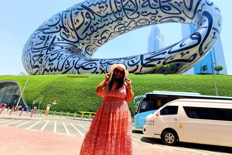 Dubai: Halbtagestour Stadtführung, Zukunftsmuseum, Blaue Moschee &amp; BurjDubai: Halbtagestour durch die Stadt mit Souks, Boot, Rahmen, Blauer Moschee