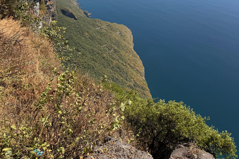 Salalah: Scenic West Coast Cliffs & Shaat Viewpoint