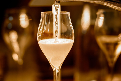 Grande-Allée in Quebec City: Bistro-Style Mystery Dinner Tour