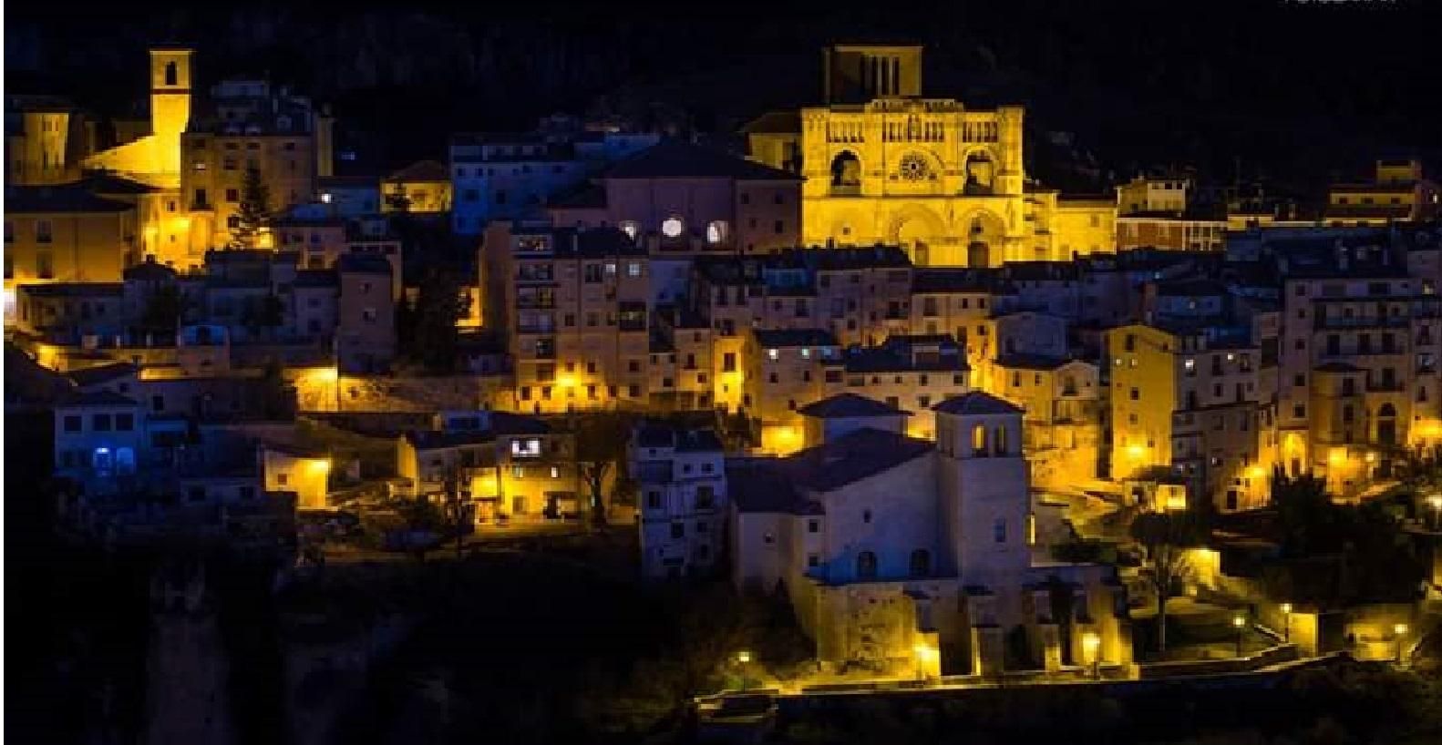 Cuenca: Nächtlicher Spaziergang zu den Highlights auf Spanisch