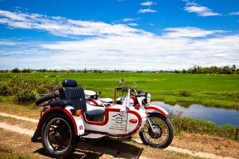 Passeio de sidecar pelas aldeias de Hoi An