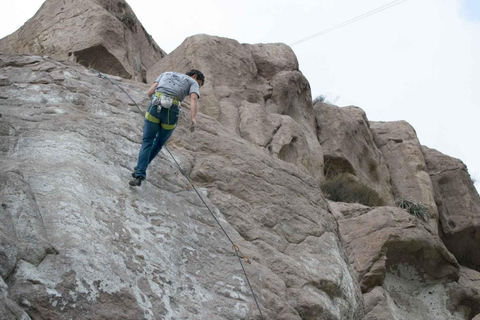 Arequipa: Arrampicata su roccia nella Valle del Chilina