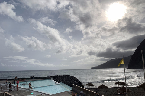 São Miguel: Wycieczka Salto do Prego i wodospad z piknikiem nad morzemSão Miguel: Wycieczka do wodospadu Salto do Prego i piknik nad morzem