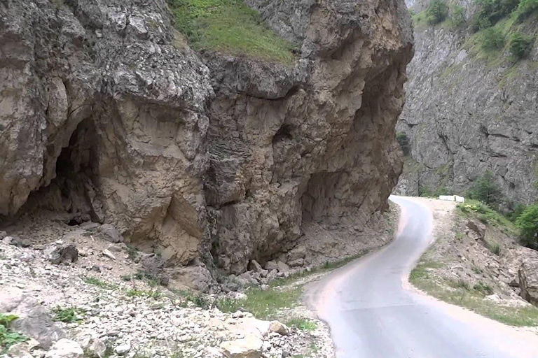 Guba-Khinalig (Tour di un giorno) con visita al villaggio di Khinalig