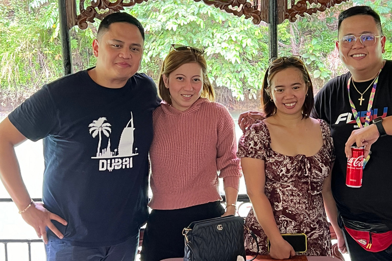 Tour privato di Bohol: Chocolate Hills, tarsi e fiume LobocTour privato a Bohol: Chocolate Hills, tarsi e fiume Loboc