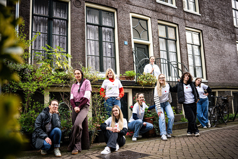 Utrecht: Cinematic Photoshoot with a local Photographer