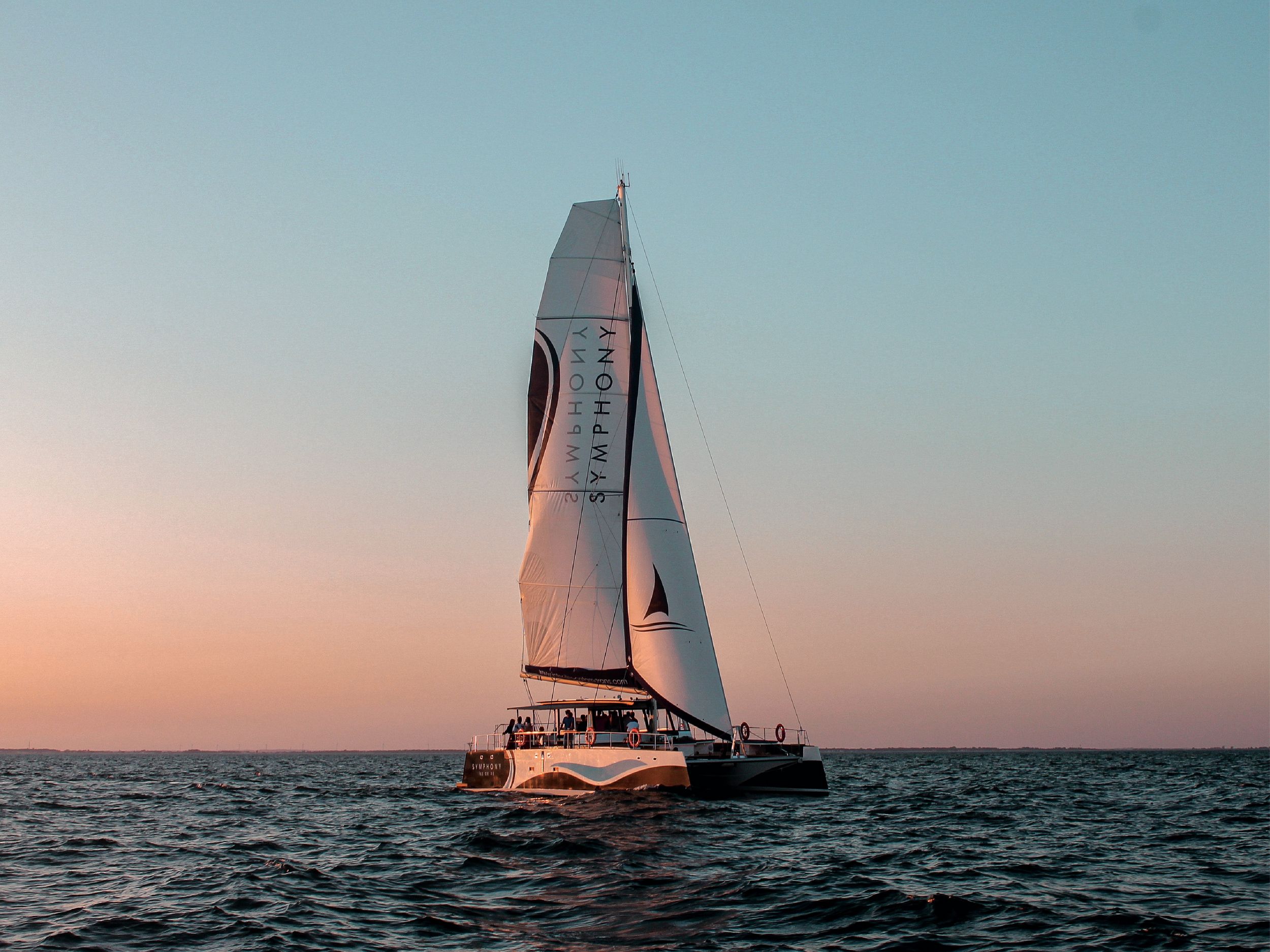 Saint-Martin-de-Ré : Sunset Catamaran Cruise (2h00)